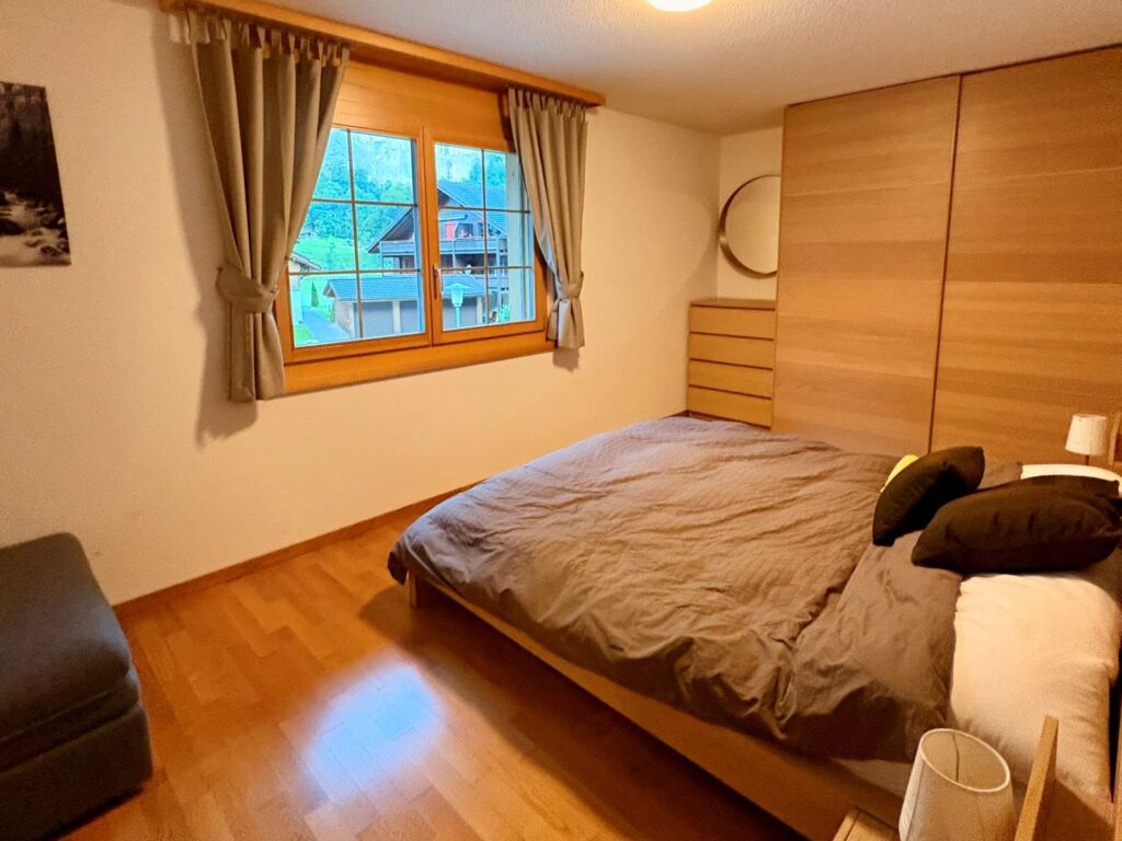 10-minute morning routine opening curtains in bedroom