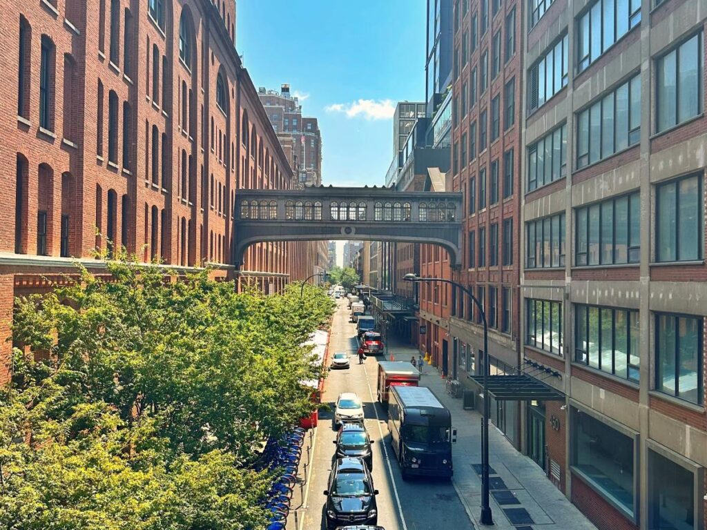 View of New York street while waling the high line