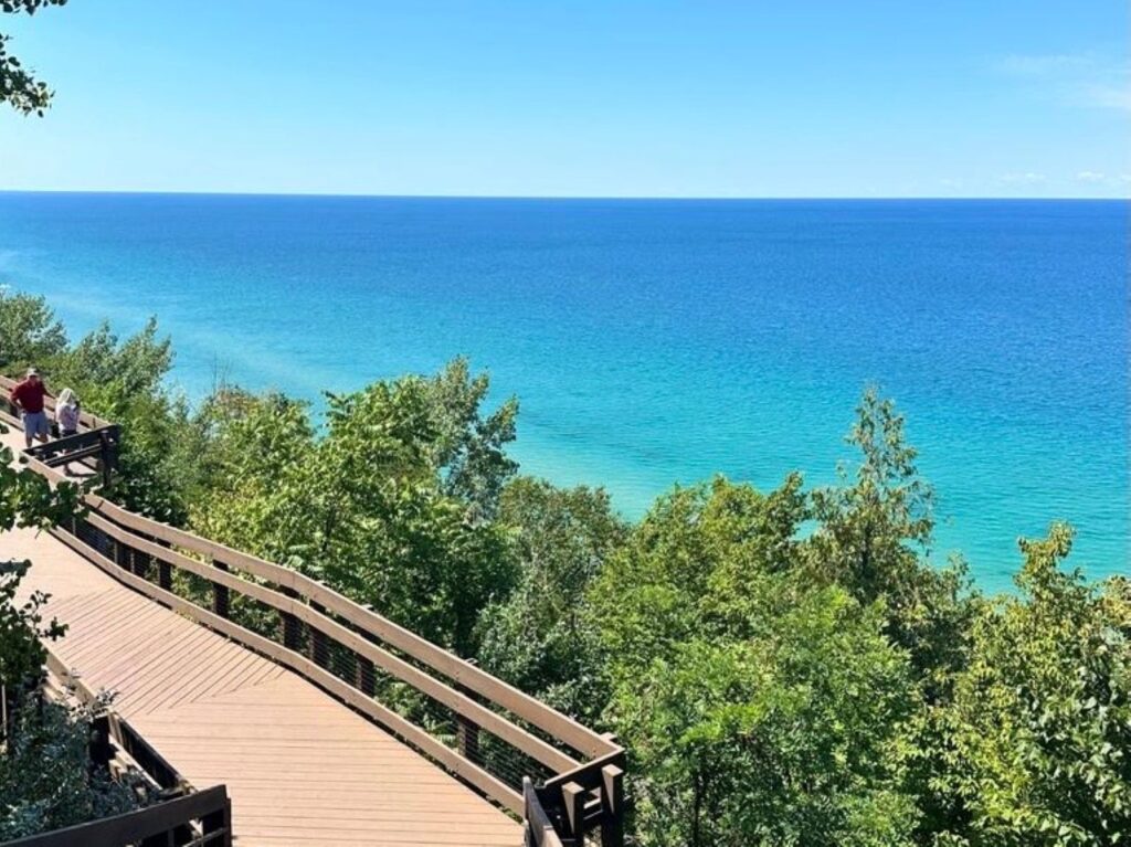 Arcadia Scenic Turnout view point on the shores of Lake Michigan