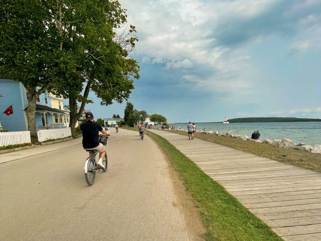 Biking around the 8.2 mile loop on Mackinac Island